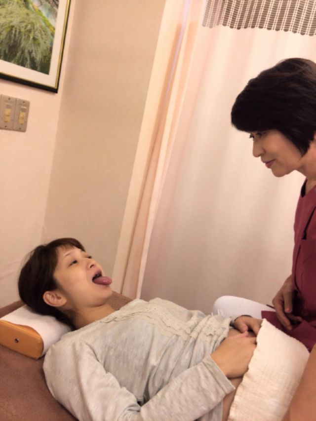 安心で痛みのない刺さないはりもあります